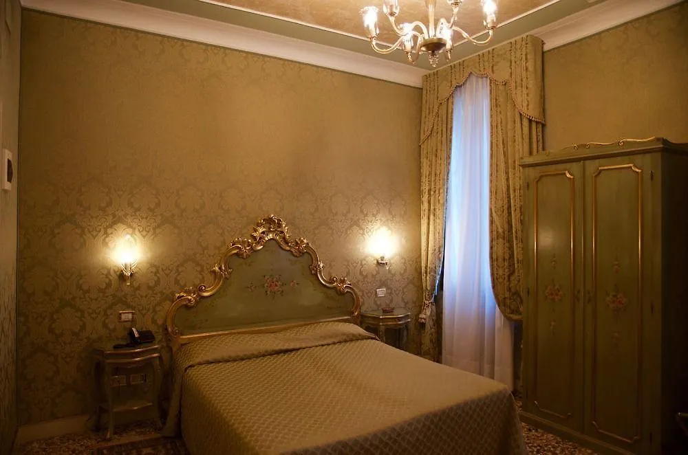 Locanda Ovidius Venice Hotel