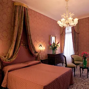 Casa Pisani Canal Affittacamere