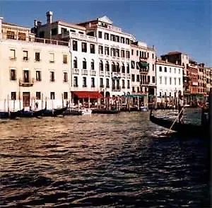 Locanda Ovidius Venice 3*,